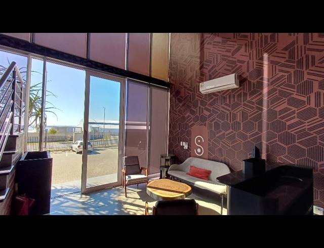 INDUSTRIAL FOR SALE IN KNOPPIESLAAGTE